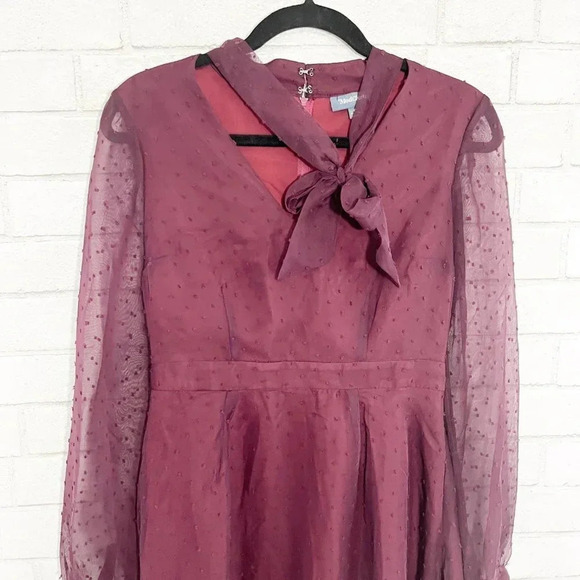 Modcloth Maroon Swiss Dot Bow Dress with Sheer Sleeves Women's Size 8 - Picture 2 of 8